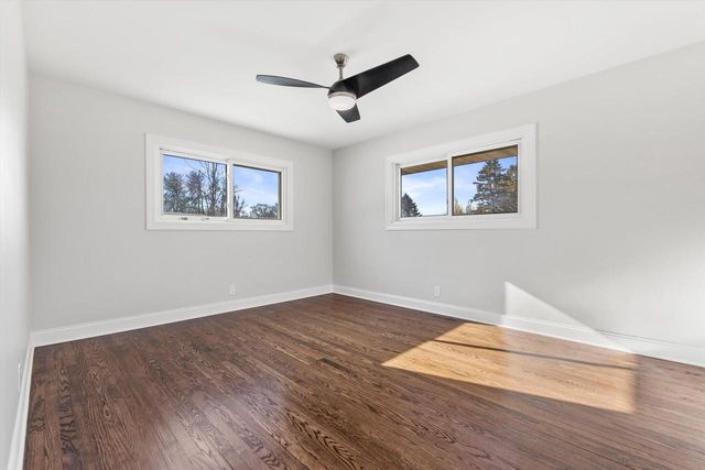 850 Janacek ROAD, Brookfield, WI 53045