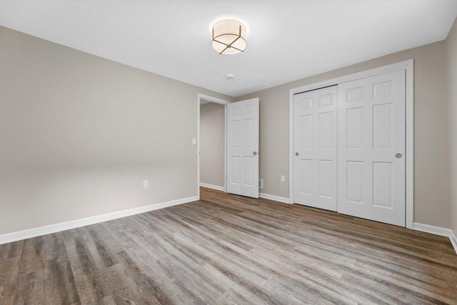 850 Janacek ROAD, Brookfield, WI 53045