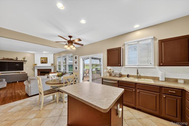 27735 E Mockingbird Drive, Huron Charter Township, MI 48134