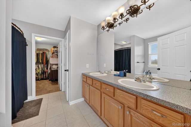 27735 E Mockingbird Drive, Huron Charter Township, MI 48134