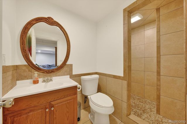 27735 E Mockingbird Drive, Huron Charter Township, MI 48134