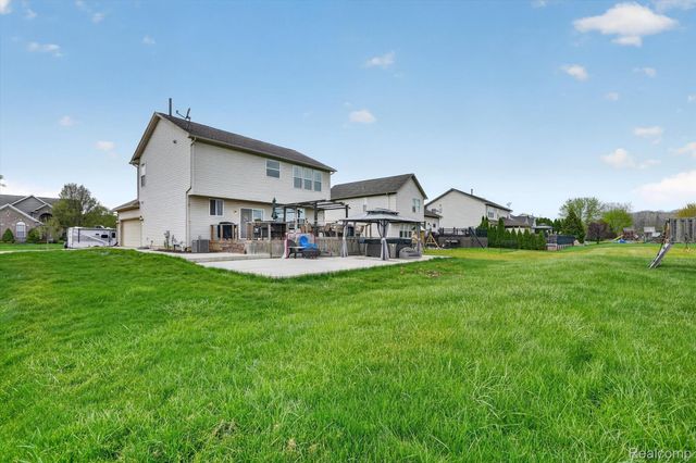 27735 E Mockingbird Drive, Huron Charter Township, MI 48134