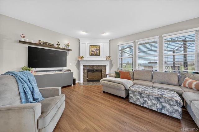 27735 E Mockingbird Drive, Huron Charter Township, MI 48134