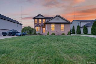 27735 E Mockingbird Drive, Huron Charter Township, MI 48134