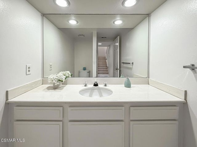 441 Cherry Hills Lane, Thousand Oaks, CA 91320
