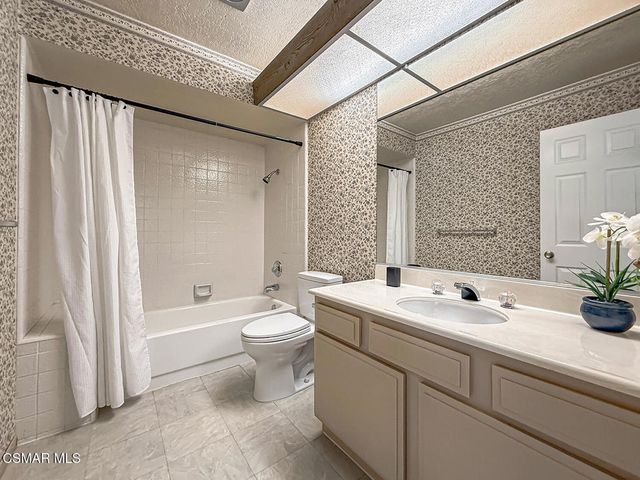 441 Cherry Hills Lane, Thousand Oaks, CA 91320