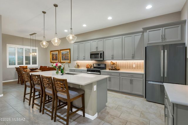 13121 N Humphreys Peak Drive, Oro Valley, AZ 85755