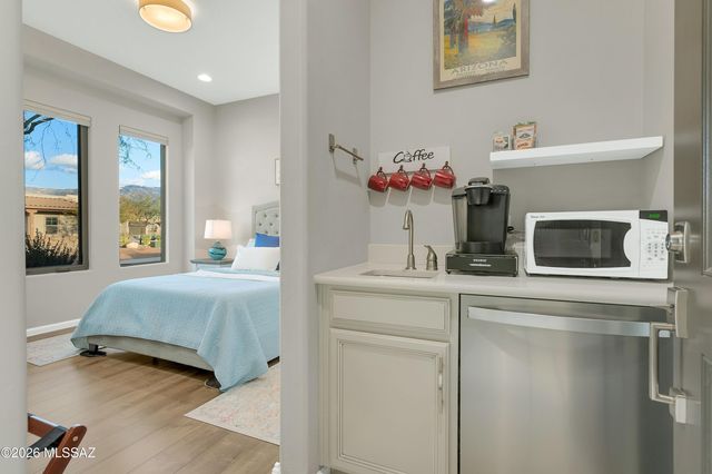 13121 N Humphreys Peak Drive, Oro Valley, AZ 85755