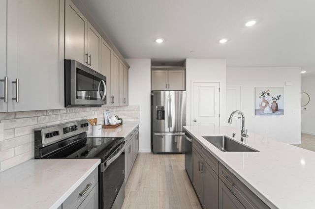 1501 Mcintyre St, Galt, CA 95632