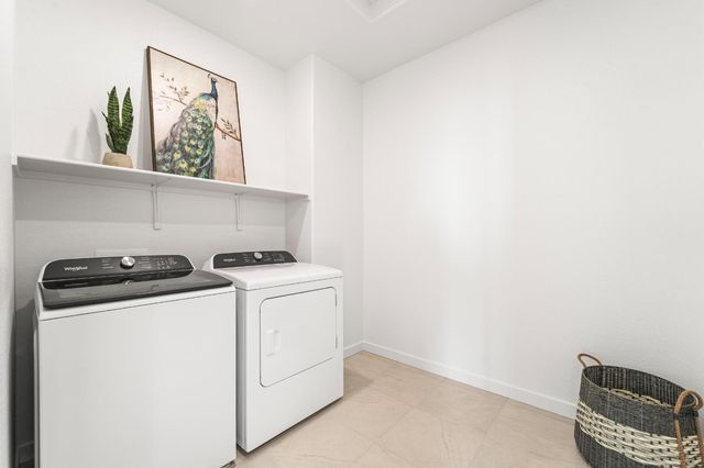 1501 Mcintyre St, Galt, CA 95632