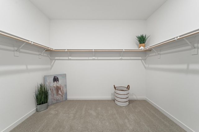 1501 Mcintyre St, Galt, CA 95632