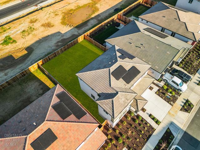 1501 Mcintyre St, Galt, CA 95632