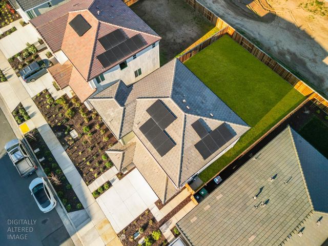 1501 Mcintyre St, Galt, CA 95632