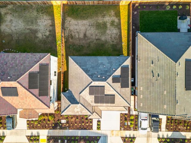 1501 Mcintyre St, Galt, CA 95632