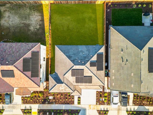 1501 Mcintyre St, Galt, CA 95632