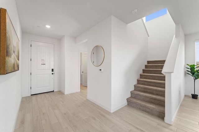 1501 Mcintyre St, Galt, CA 95632