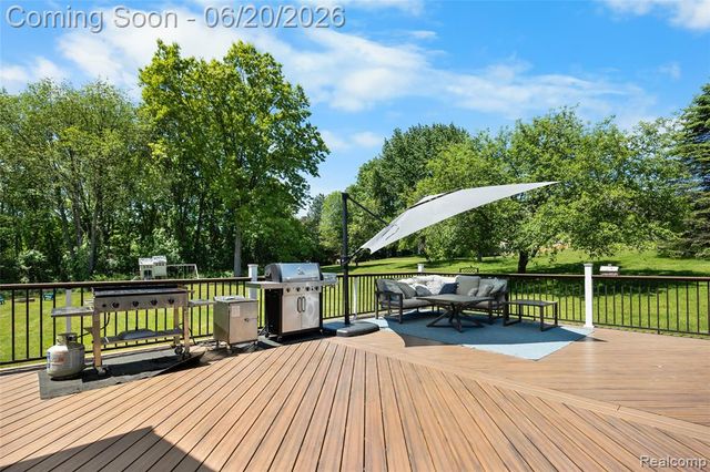 5287 Ridge Trail, Clarkston, MI 48348