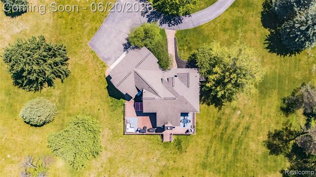 5287 Ridge Trail, Clarkston, MI 48348