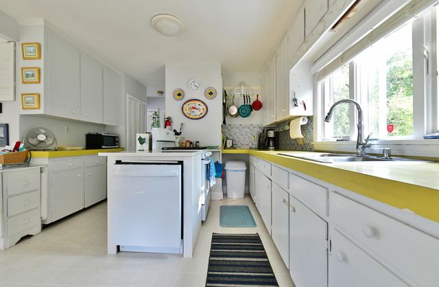 208 Standish Road WINTER, Sagamore Beach, MA 02562