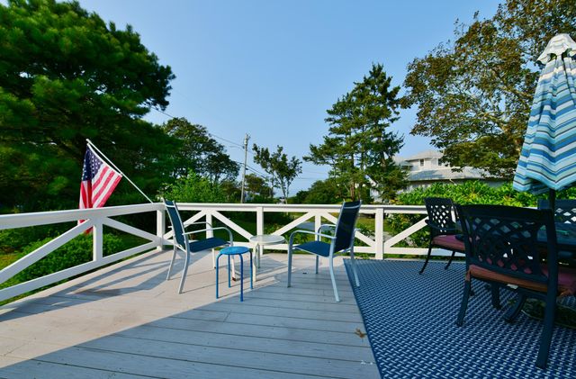 208 Standish Road WINTER, Sagamore Beach, MA 02562