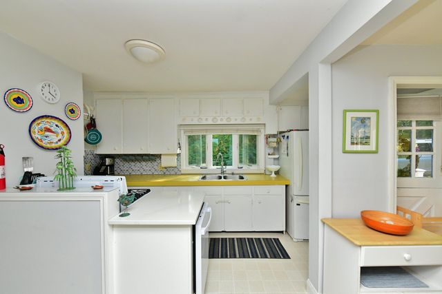 208 Standish Road WINTER, Sagamore Beach, MA 02562