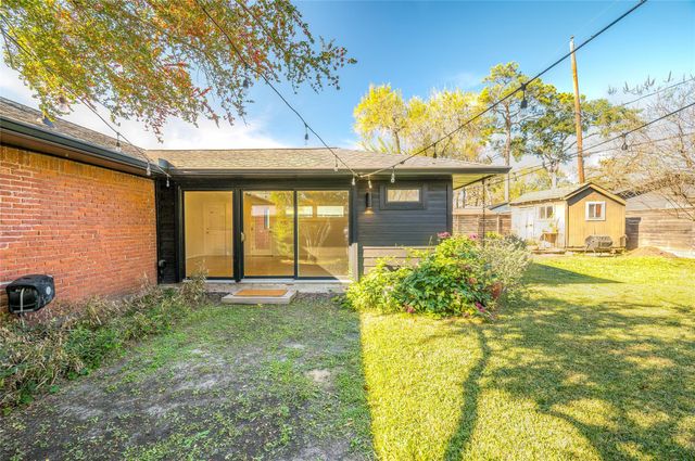 4518 Viking Drive, Houston, TX 77092