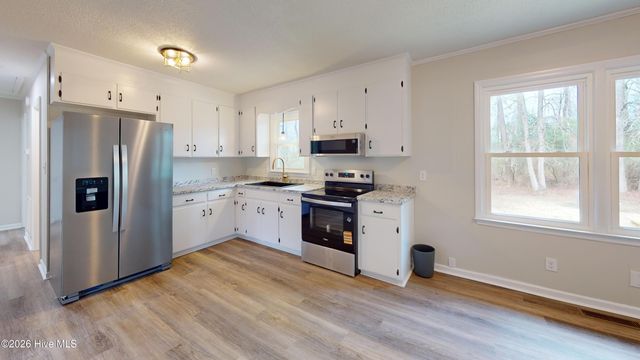 248 Fire Tower Road, Richlands, NC 28574