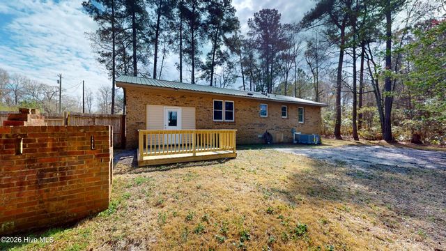 248 Fire Tower Road, Richlands, NC 28574