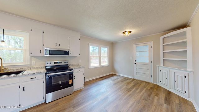 248 Fire Tower Road, Richlands, NC 28574