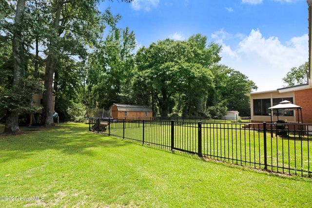 202 Waters Circle, Goldsboro, NC 27534