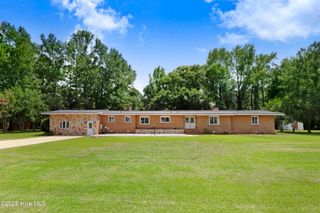 202 Waters Circle, Goldsboro, NC 27534