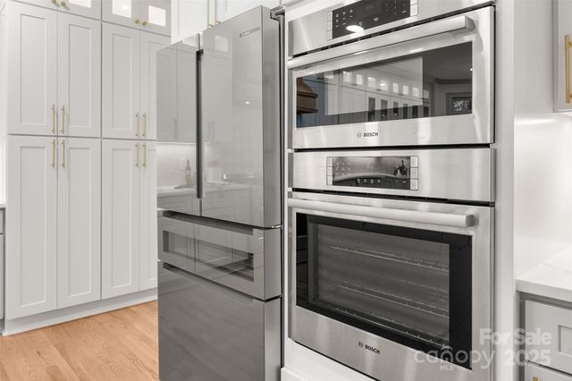 7829 Seton House Lane, Charlotte, NC 28277