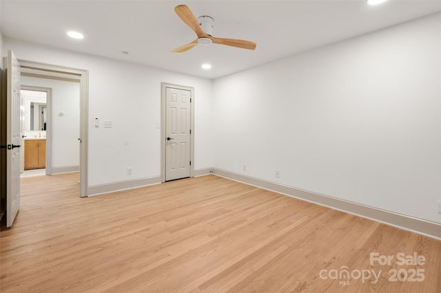 7829 Seton House Lane, Charlotte, NC 28277