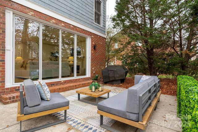 7829 Seton House Lane, Charlotte, NC 28277