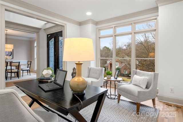 7829 Seton House Lane, Charlotte, NC 28277