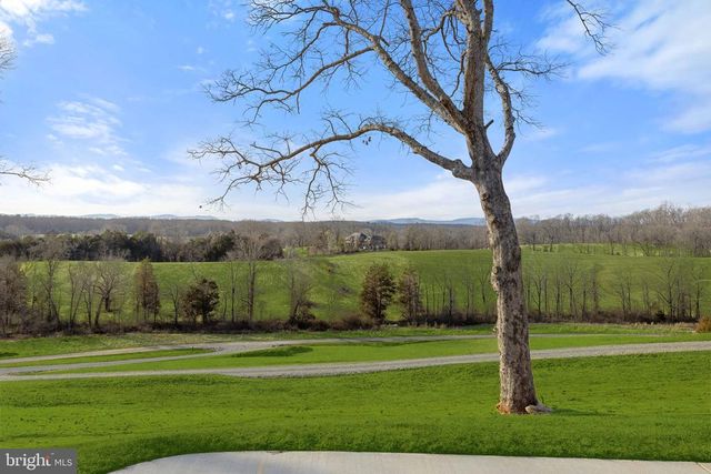 7039 SILK, Jeffersonton, VA 22724
