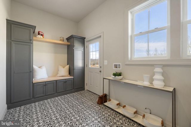 7039 SILK, Jeffersonton, VA 22724