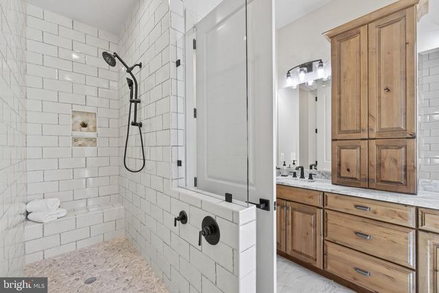 7039 SILK, Jeffersonton, VA 22724
