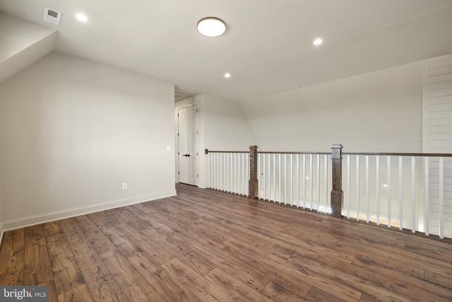 7039 SILK, Jeffersonton, VA 22724