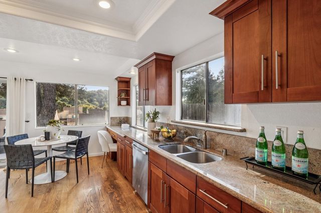 28071 28071 Dobbel Ave, Hayward, CA 94542