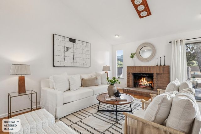 28071 28071 Dobbel Ave, Hayward, CA 94542