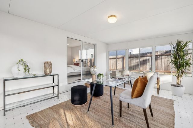 28071 28071 Dobbel Ave, Hayward, CA 94542