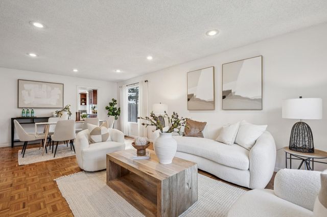 28071 28071 Dobbel Ave, Hayward, CA 94542