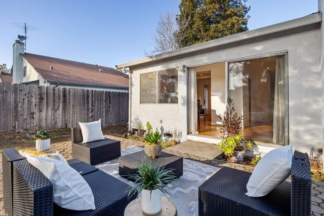 28071 28071 Dobbel Ave, Hayward, CA 94542