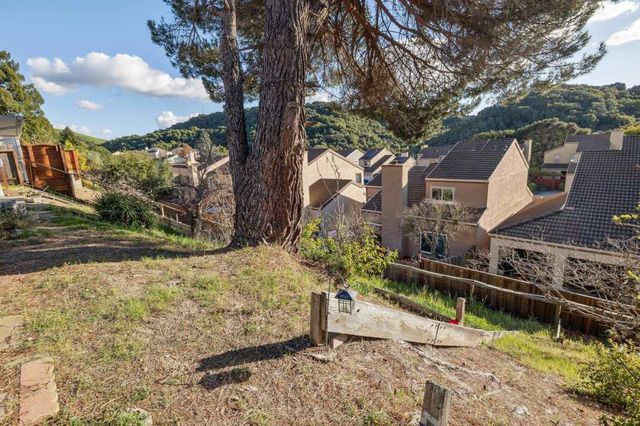 28071 28071 Dobbel Ave, Hayward, CA 94542