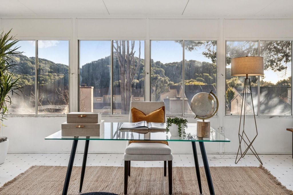 Image 31 of property listing at 28071 28071 Dobbel Ave, Hayward, CA 94542