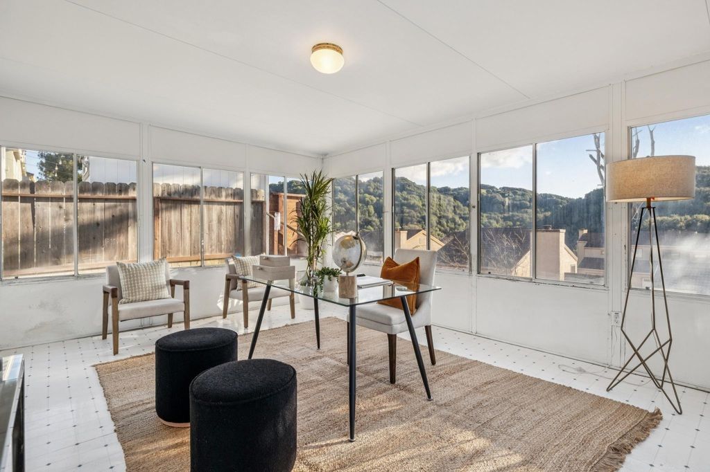 Image 33 of property listing at 28071 28071 Dobbel Ave, Hayward, CA 94542