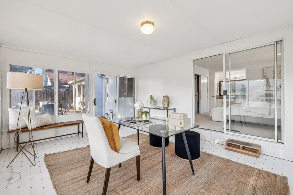 Image 34 of property listing at 28071 28071 Dobbel Ave, Hayward, CA 94542