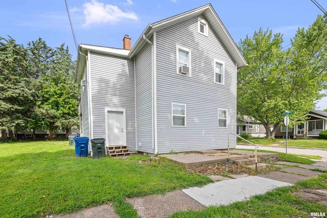 2734 BRIDGE Avenue, Davenport, IA 52803