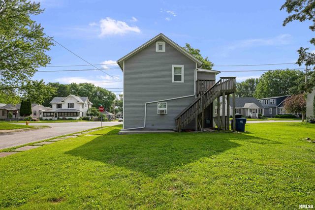 2734 BRIDGE Avenue, Davenport, IA 52803